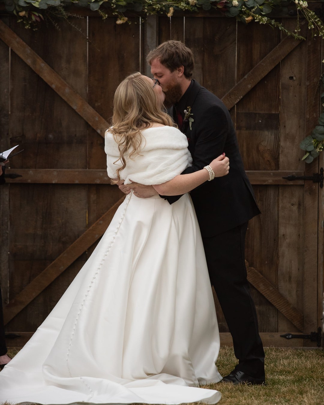 Real wedding at Stone Ridge Estates featured in How to Pause and Enjoy Your Wedding Day Without Falling Behind Schedule