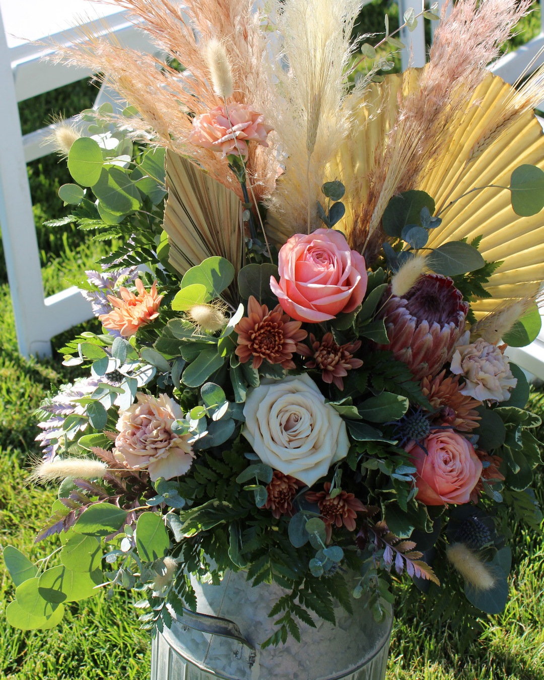 Real wedding at Stone Ridge Estates featured in The Timber Ceremony Pergola at Stone Ridge Estates: Real Wedding Styling Examples