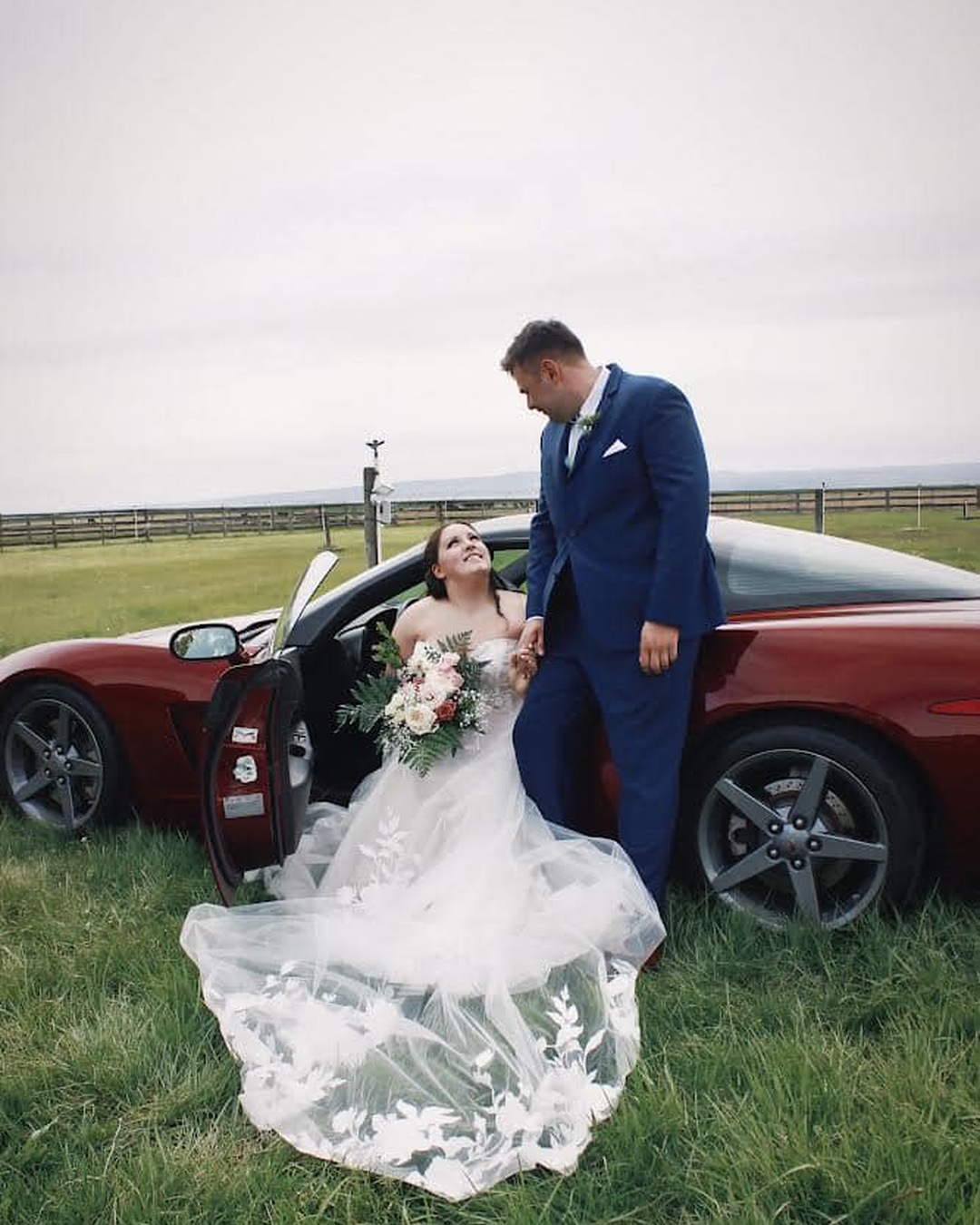 Real wedding at Stone Ridge Estates featured in The Timber Ceremony Pergola at Stone Ridge Estates: Real Wedding Styling Examples