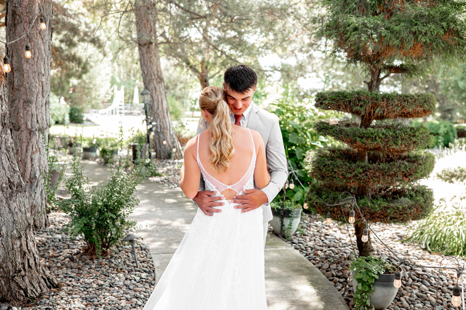Real wedding at Stone Ridge Estates featured in Romance with a Little Edge: Real Wedding Details at Stone Ridge