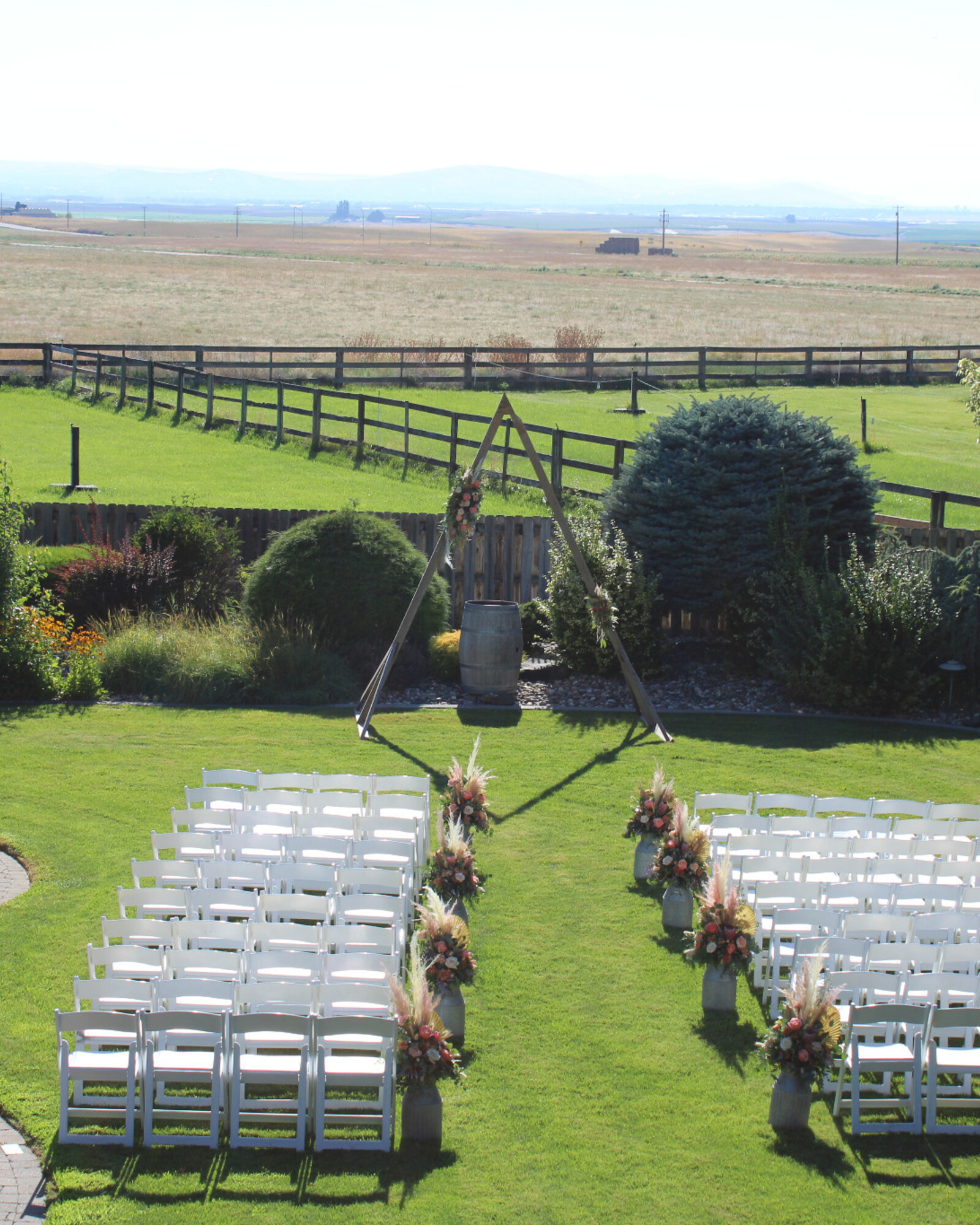 Real wedding at Stone Ridge Estates featured in Family Wedding Photo List: The 20-Minute Plan for Tri-Cities Couples